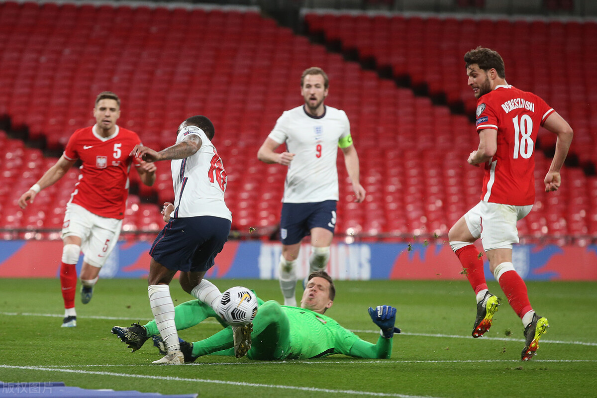 华体会体育-英格兰队绝杀日本队，奥恰洛夫高光表现